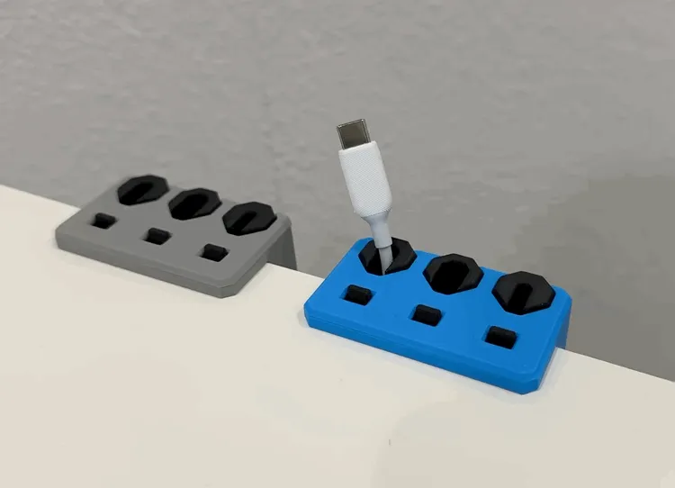 Desk-Mounted Cable Organiser (30mm (Normal), 1, 3.5mm)